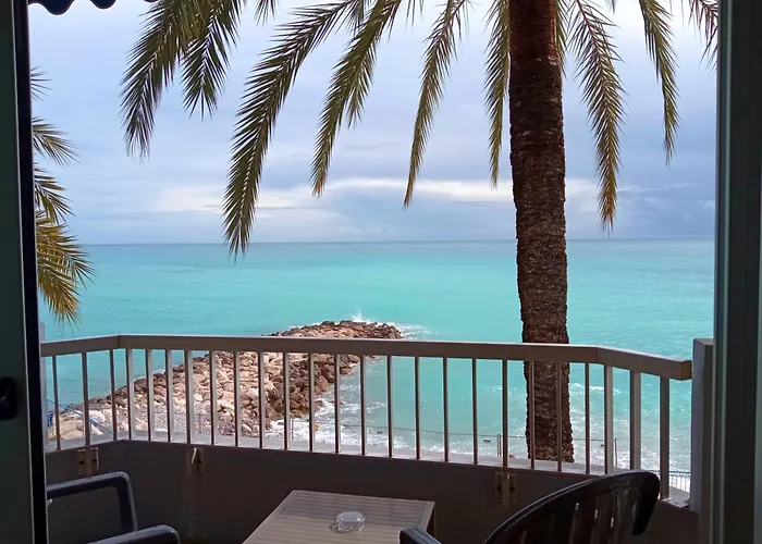 Hotel: Hôtel Le Dauphin