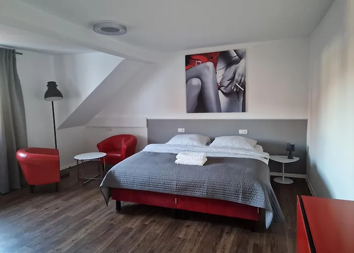 3 SterneHotel Zur Sonne Gasthaus-Bar-Events