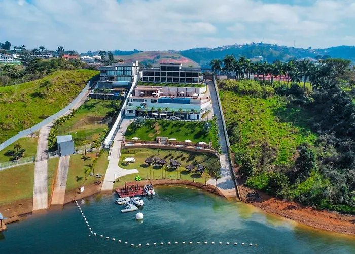 Hotel 3 estrelas: Surreal Igaratá Pousada