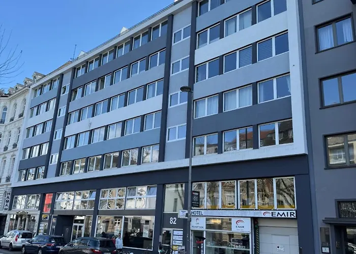 3 SterneHotel Garni Emir