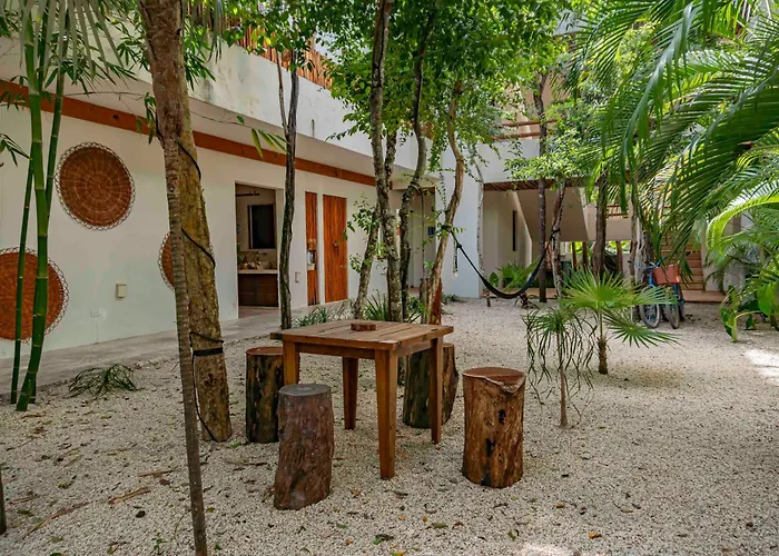 Niik Tulum