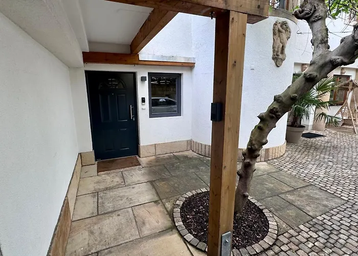Design Penthouse im alten Schloss Deidesheim