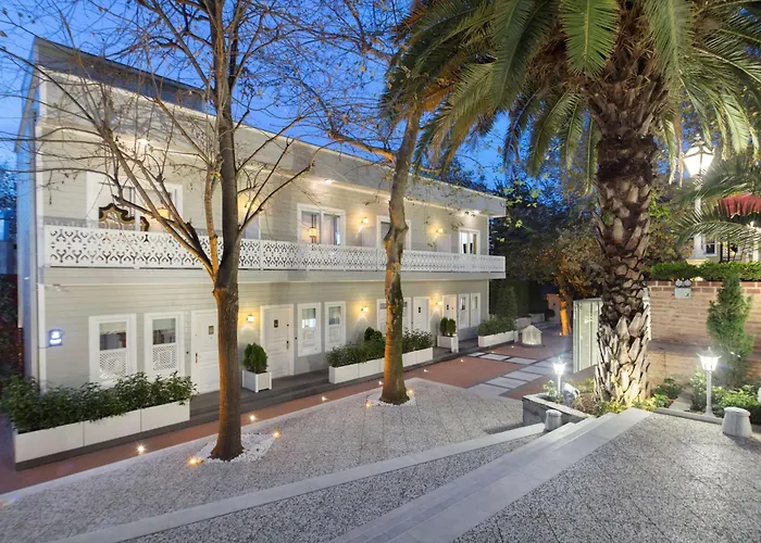 5 star hotels Hagia Sofia Mansions Istanbul, Curio Collection By Hilton
