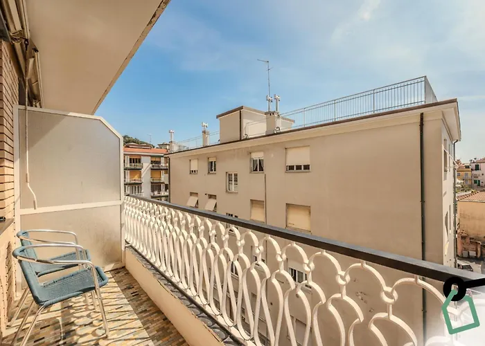 Hotel 3 stelle: Hotiday Celle Ligure