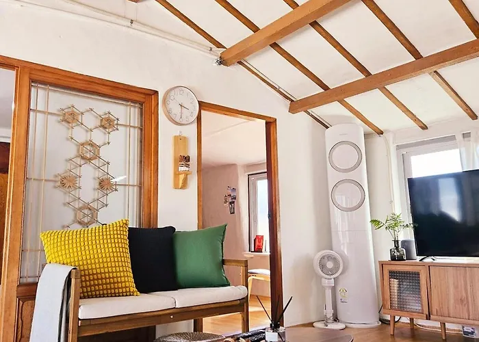 Udo Seaside House