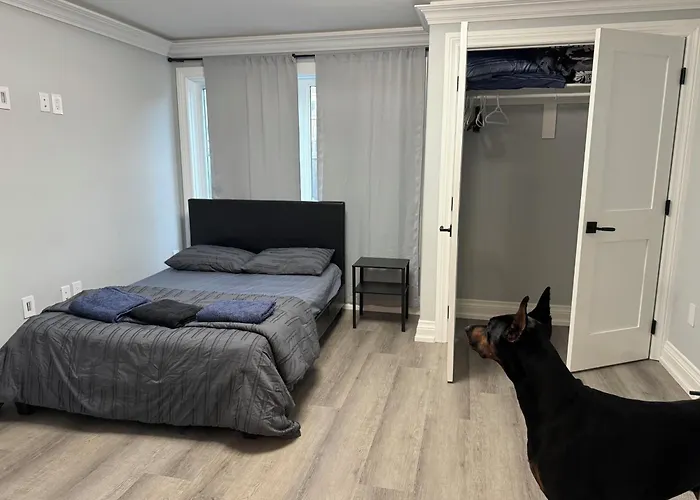 Oshawa Connect - Prime Location, Modern Space