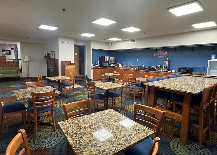 Baymont By Wyndham Mishawaka South Bend Area