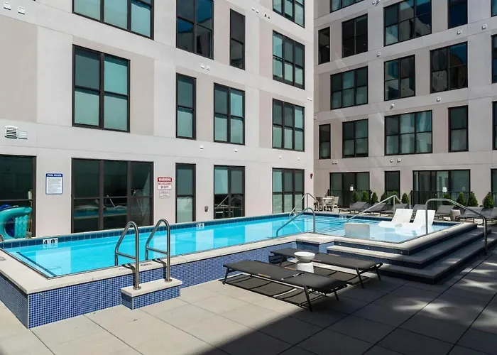 Otr 1 Bed Suite Free Parking Gym Pool Clubroom