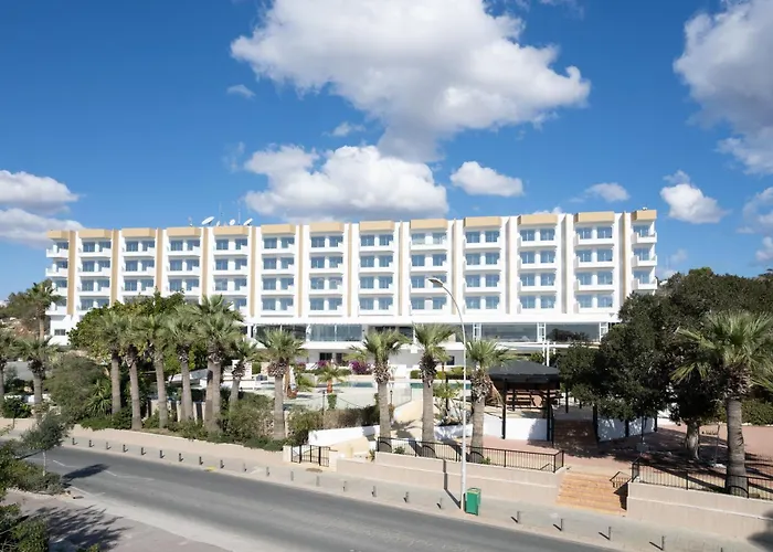 Hotels with pool Cyprotel Florida
