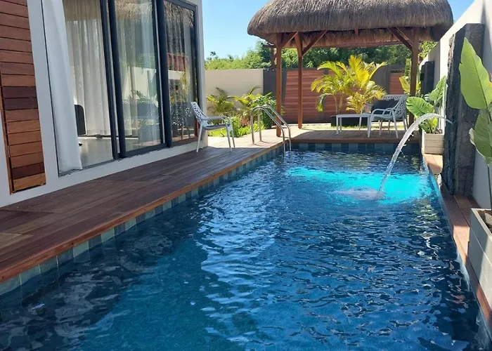Sea Rock Villa