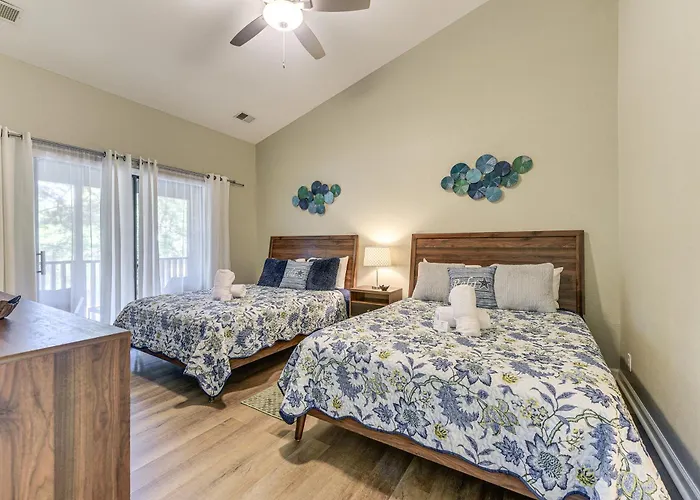 Resort Condo ~ 2 Mi To Sunset Beach Seashore!