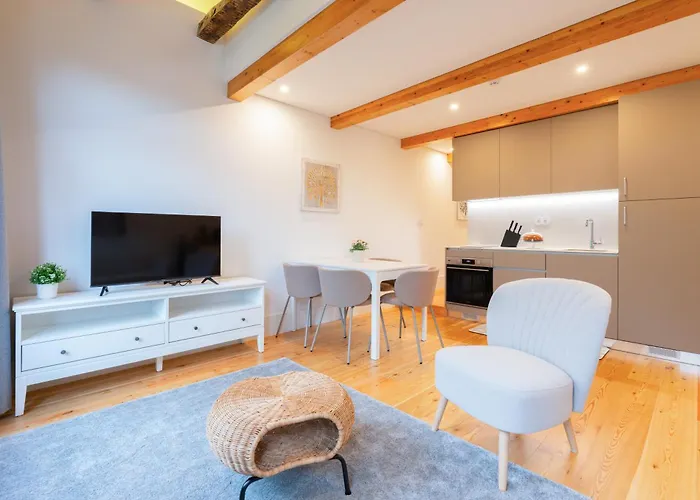 Plaza Apartments By Hostwise