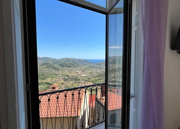  Antares Rooms