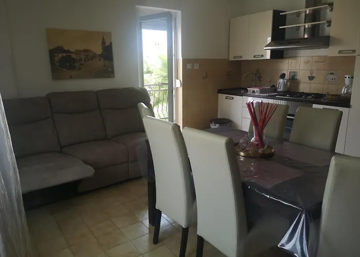 Apartments Peloza