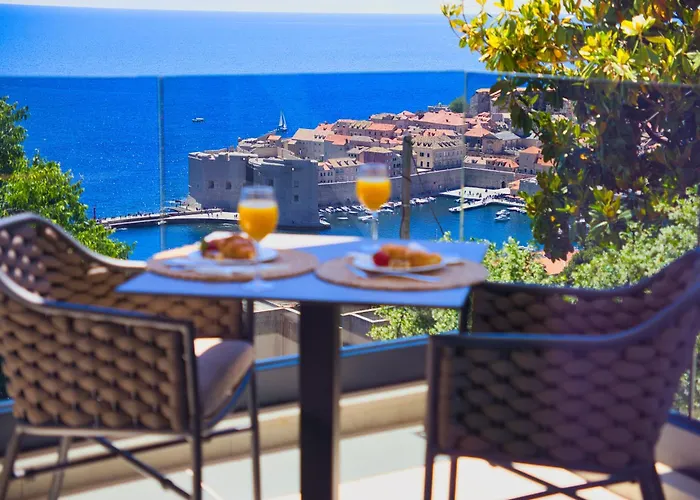 Apartahotel: La Dolce Villa 1