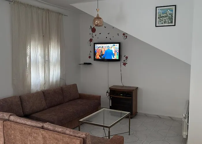 Maison Zeinbe 1