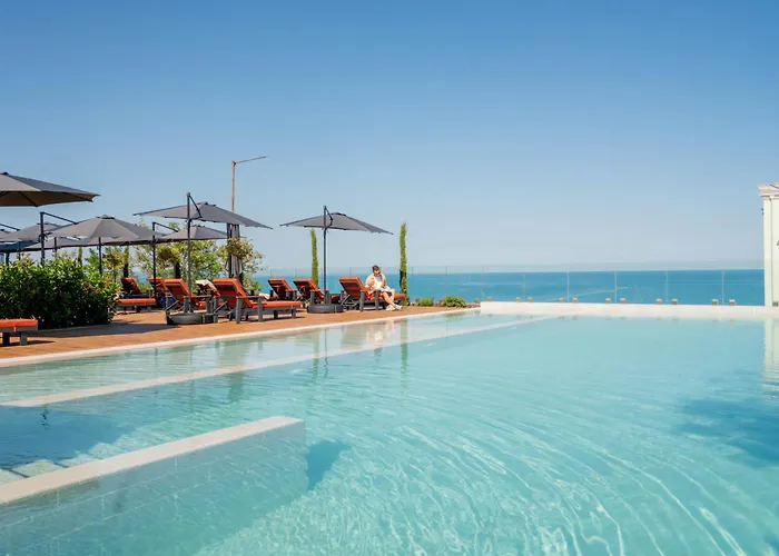 Aqua View Spa Boutique Hotel