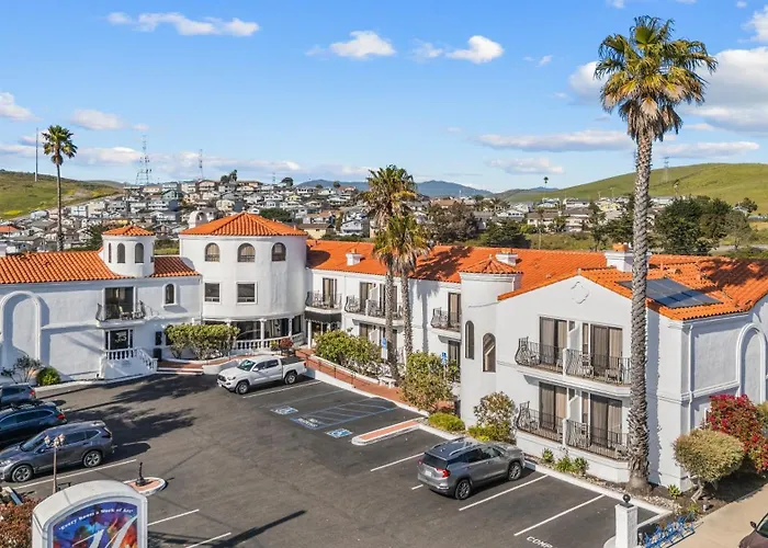 Cheap hotel: Masterpiece Hotel