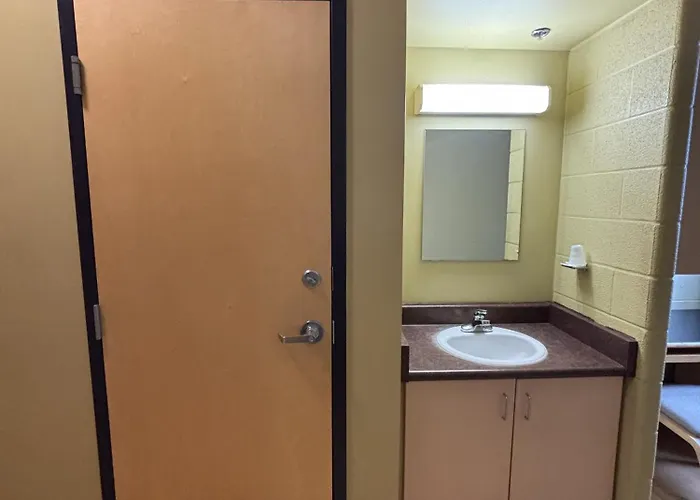 Cheap hotels Laurier - King Street Residence