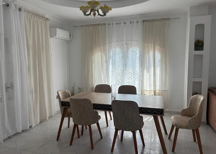 Maison Zeinbe 1