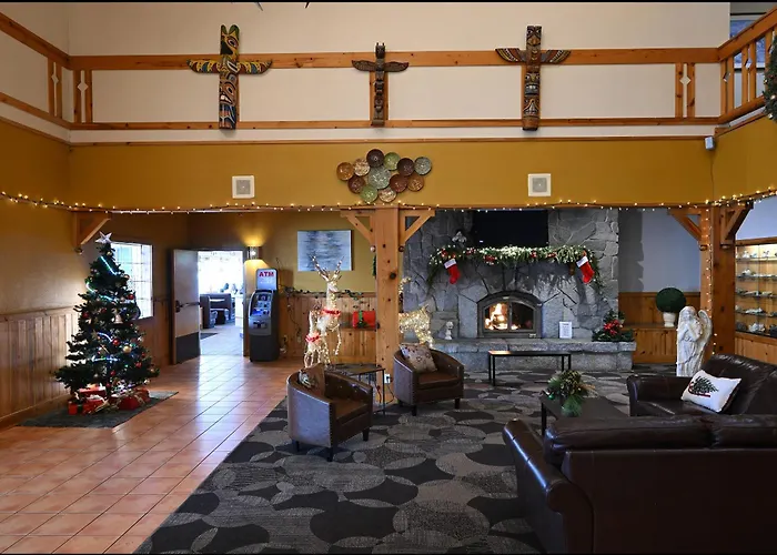 The Summit Inn