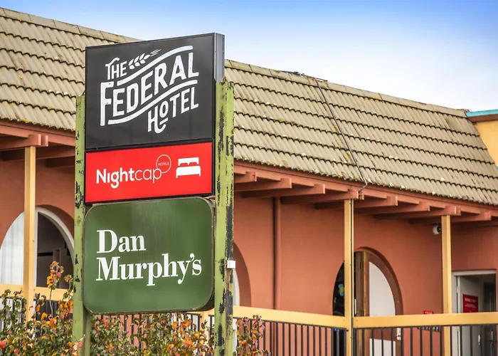 Nightcap At Federal Hotel Mt Gambier