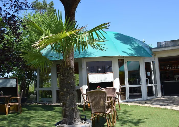 Strandhotel: Strandpalais Prinz von Preussen - Anbau vom Strandhotel Preussenhof