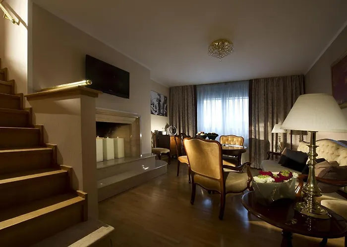 Luxury hotel only: Best Western Premier Hotel Slon