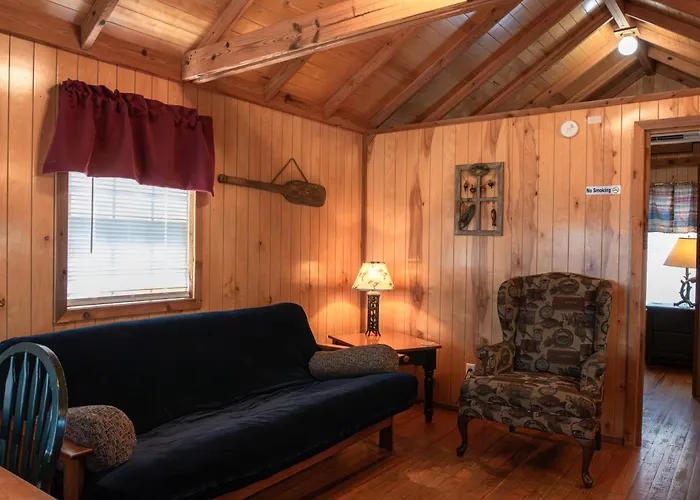 Lakeview Cedar Cabin - Striper King - 5