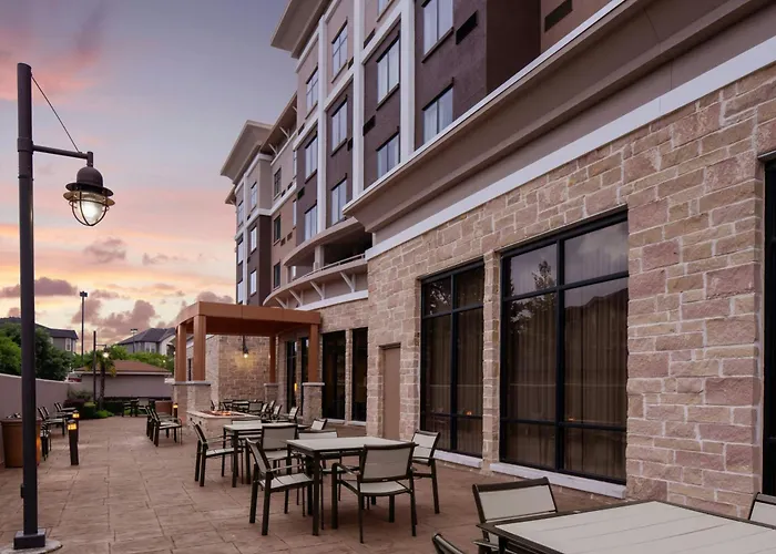 Courtyard By Marriott Houston Kingwood