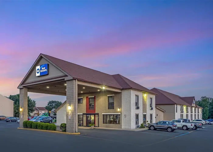 Cheap hotel: Best Western Galaxy Inn