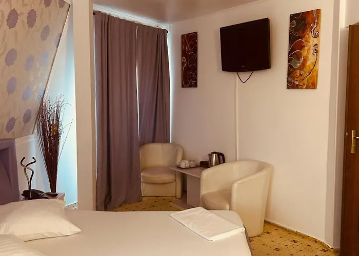 Hotel Zava Civic Center