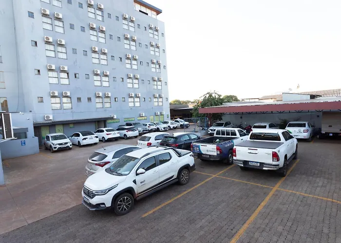 Hotel 3 estrelas: Turis Hotel & Choperia