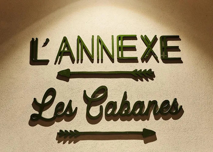  La Maison Rouge