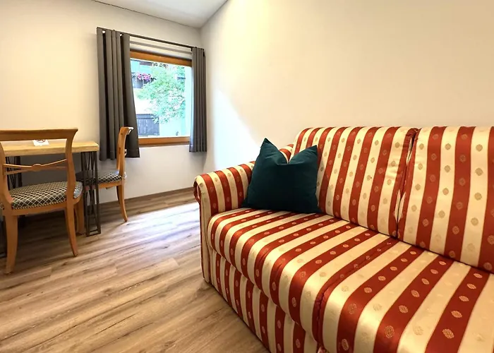 Glacier Rock Guesthouse Ex Pension Dangl
