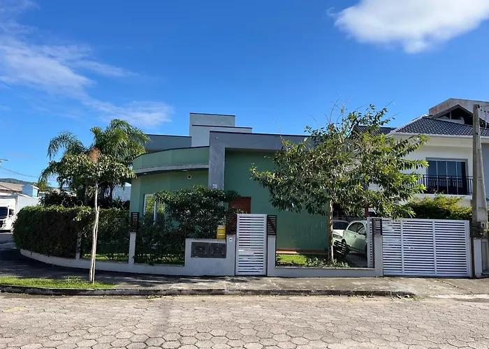 Vila Marinho
