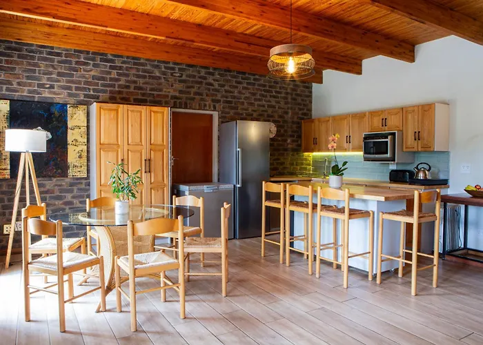 Boekenhout Accommodation