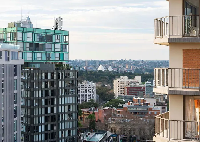 Lodge: Adge Hotel And Residences
