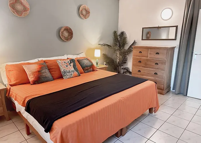 Divers Paradise Bonaire - Only Fully Air Conditioned Apt For 5