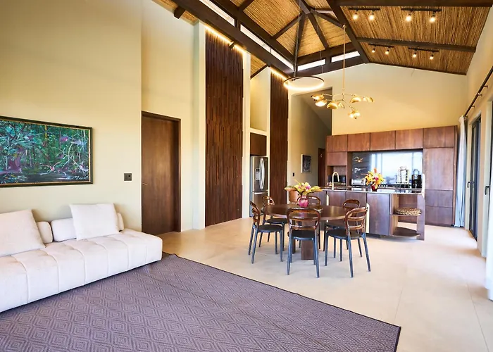 Luxury hotel only: Treecasa Hotel & Resort Nicaragua