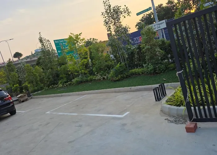 Cheap hotel: 545 Residences - Extended Stay Property-- Min 6 Nights