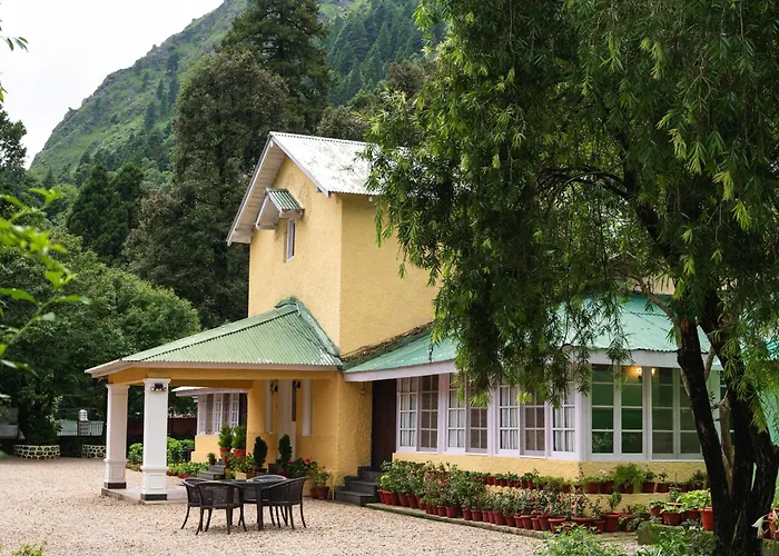 Hotel with Tennis: Vikram Vintage Inn