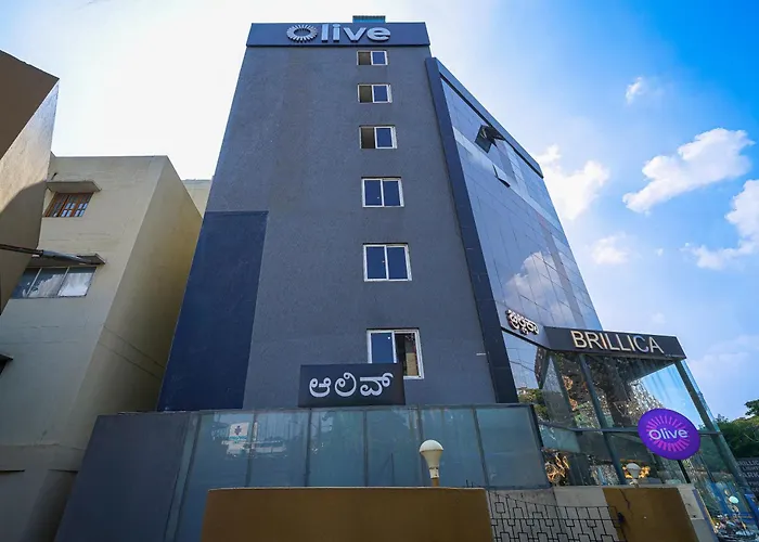 Сity center hotels Olive Zip Richmond Circle By Embassy Group