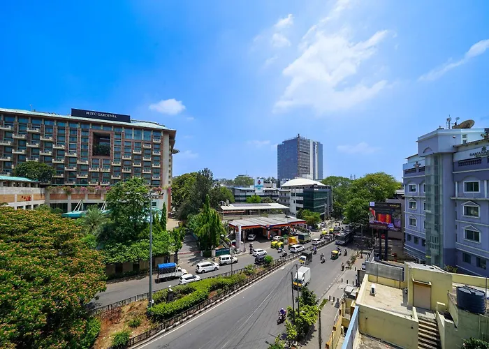 Сity center hotels Olive Zip Richmond Circle By Embassy Group