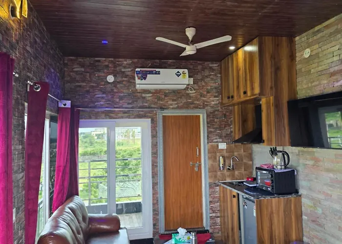 Barla'S Home Stay - Luxury Studio Room