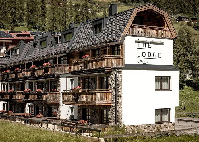 Lodge By Regina