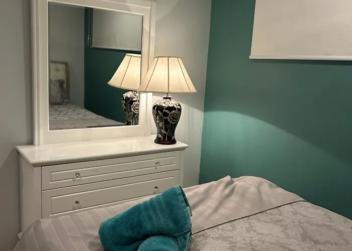 Whitfords Retreat - 2 Bedroom Unit