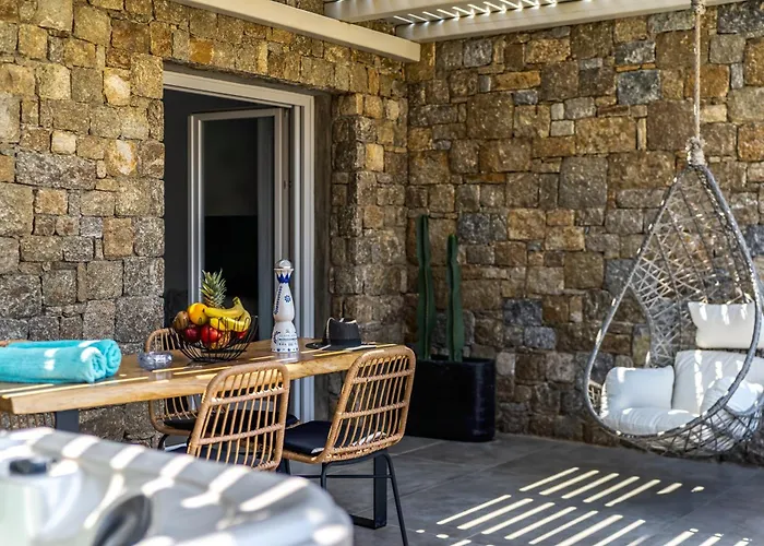 Nefeli Residence & Suite Ftelia Beach Mykonos