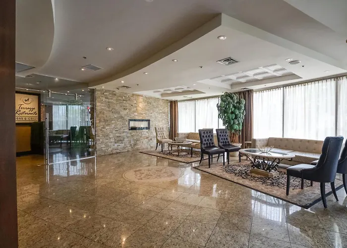 Airport Hotel: Monte Carlo Inn Airport Suites