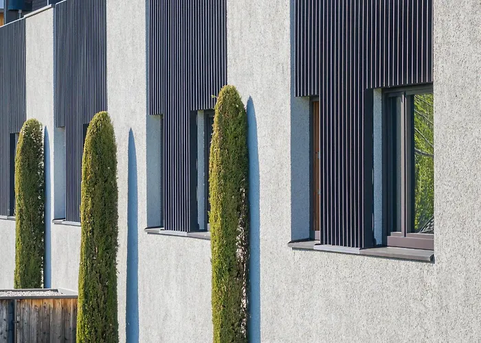 Resort: Paloria Apartments & Sport